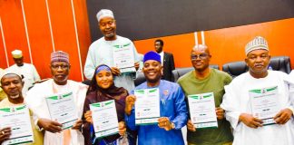 Hon. Minister of Education, Dr Maruf Olatunji Alausa (M) along with Hon Minister of State for Educationn; Prof. Suwaiba Sa'id Ahmed and others unveiling agreements between the Federal Government of Nigeria and the Academic Staff Union of the Universities on Wednesday 14th January, 2026