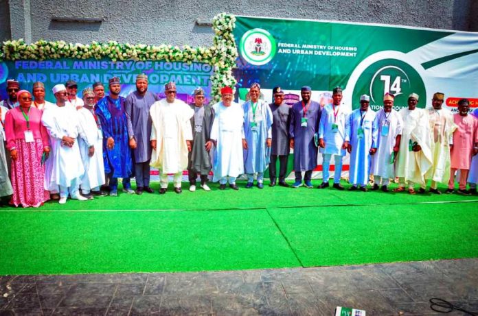 Secretary to the Government of the Federation, Sen. George Akume, fnim, CON, receives His Imperial Magesty, Olubadan of Ibadan, Oba Adewolu Ladoja and his entourage on courtesy visit to his office on Thursday, 22nd January, 2026 in Abuja.