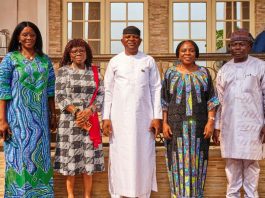 The Honourable Minister of Water Resources and Sanitation, Engr. Prof. Joseph Terlumun Utsev, FNSE (middle), accompanied by the Permanent Secretary, Dr. Emanso Umobong (second left); the Director of Irrigation and Drainage, Engr. Oyeronke Oluniyi (second right); the Director of Information and Public Relations, Mrs. Funmi Imuetinyan (left); were received today by the National Coordinator of SPIN, Engr. Ipinlaye Olaiya (right), during an inspection visit to the SPIN Office in Apo, Abuja.
