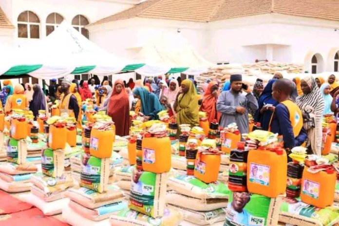 FG Flags Off Distribution Of Presidential Emergency Food, Nutrition Assistance In Sokoto As State Govt Donates, N50,000 Each To 1,000 Vulnerable Persons