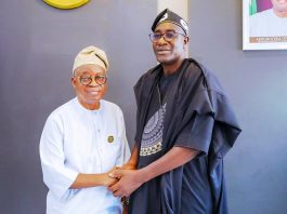 The Honourable Minister of Marine and Blue Economy, H.E Dr Adegboyega Oyetola (l) and the Executive Secretary, Agricultural Research Council of Nigeria, Dr. Abubakar Dabban during the courtesy.