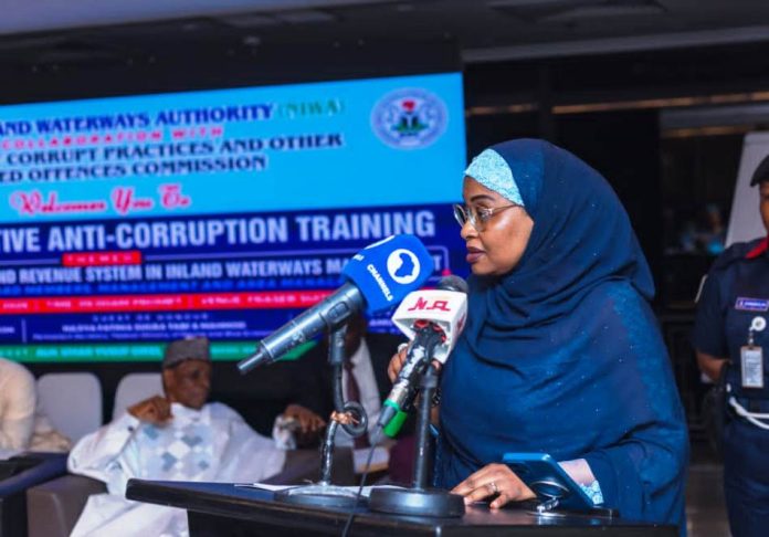 The Permanent Secretary, FMMBE, Fatima Sugra Tabi'a Mahmood delivering the Minister's speech at the workshop.