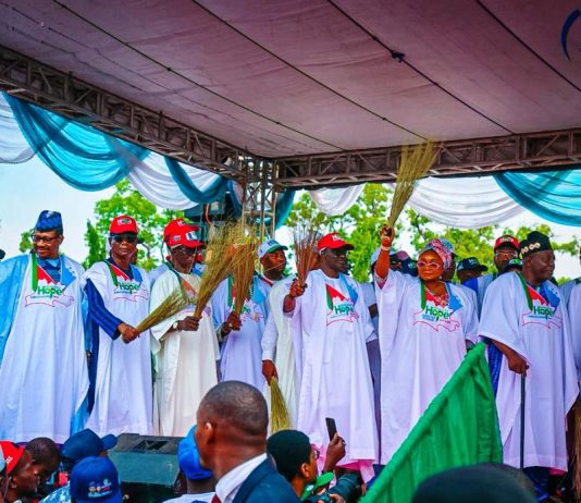 Nasarawa State Inaugurates Renewed Hope Ambassadors Welcomes Decampees