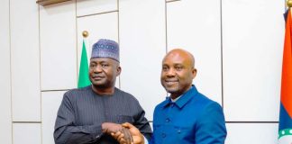 Defence Minister Receives Minister Of Innovation, Science And Technology