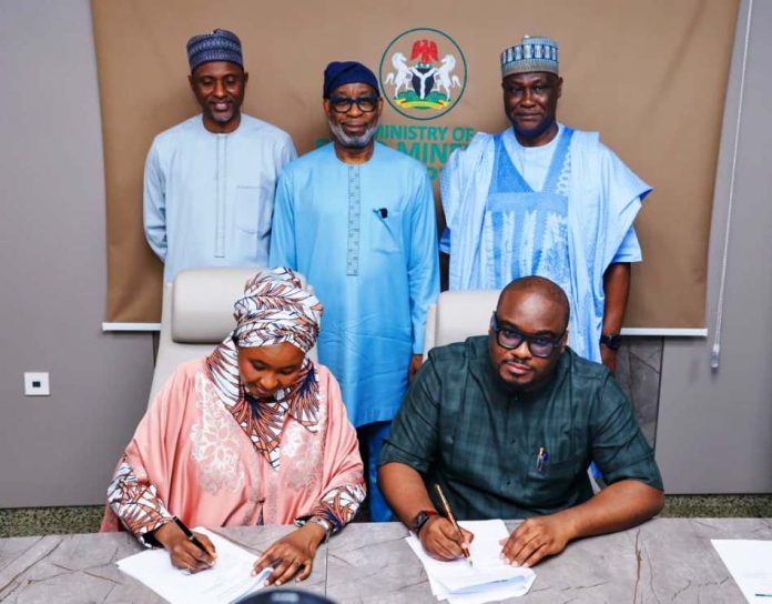 FG, AFC Sign Landmark $1.3billion Alumina Deal