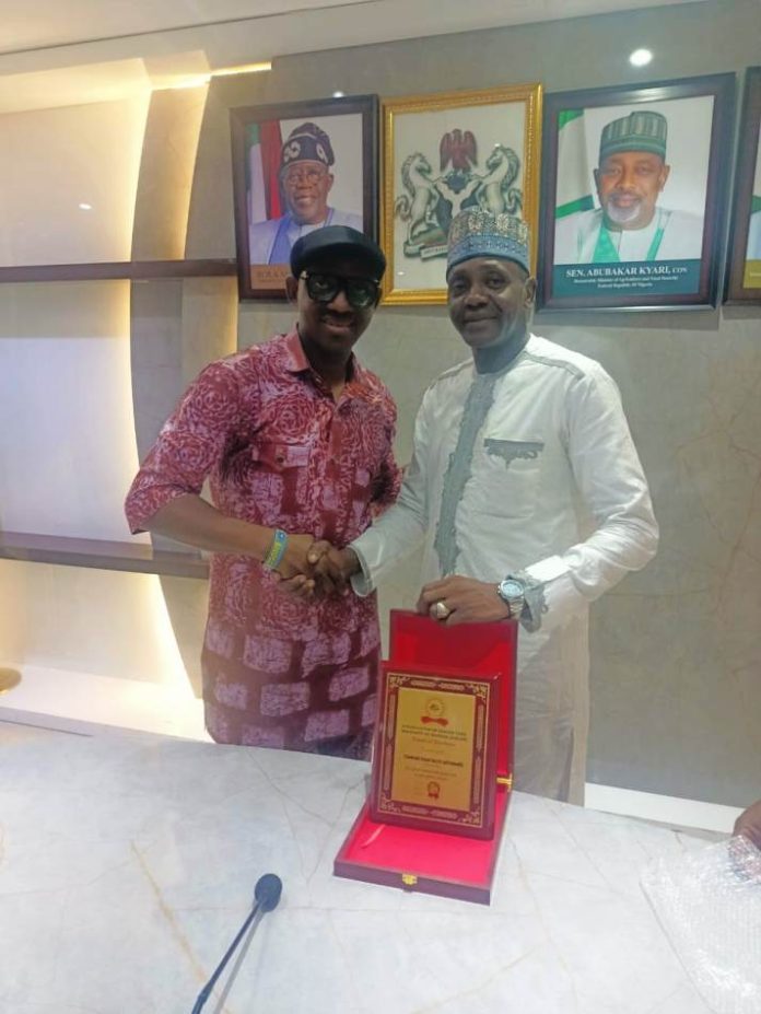 L-R, the newly elected Chairman, FMAFS ASCSN Chapter, Comrade Daniel Ojonimi and the Former Chairman, Mr. Umar during the inauguration and Award ceremony.