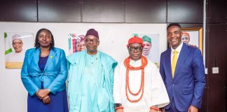 (L-R) Permanent Secretary FMOHSW, Daju Kachollom S. mni, Dr. Iziaq Adekunle Salako, Honourable Minister of State for Health and Social Welfare, His Royal Merjesty, Engineer Michael Ogheneove Orugbo, Okporua I, Ovie of Udu kingdom, and Dr. Ben Nwoye, Deputy National Chairman,APC South in a group Photograph during a courtesy visit to the office of the Honourable Minister of State, in Abuja