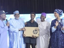 Honourable Minister of Education, Dr. Maruf Olatunji Alausa ; Honourable Minister of Art and culture, Barr. Hannatu Musa Musawa on left of UNIABUJA student and on his right Honorable Minster of state for Regional Development, Uba Magari Ahmad at the Plenary discussion, Renewed Hope Conversation. At the UniAbuja onThursday 23rd, April, 2026