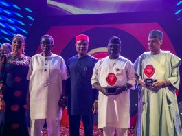 L-R: Chief Mrs Patricia Nwobodo, Chief Jim Nwobodo (former Governor of Enugu State), His Excellency Peter Mba, Executive Governor of Enugu State, His Excellency Agbu Kefas, Executive Governor of Taraba State, and Mohammed Idris, Honourable Minister of Information and National Orientation, at the 2026 Vanguard Media Awards held on Friday at the Eko Hotel & Suites, Victoria Island, Lagos. Pix Adnan Samaha