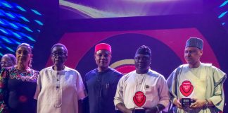 L-R: Chief Mrs Patricia Nwobodo, Chief Jim Nwobodo (former Governor of Enugu State), His Excellency Peter Mba, Executive Governor of Enugu State, His Excellency Agbu Kefas, Executive Governor of Taraba State, and Mohammed Idris, Honourable Minister of Information and National Orientation, at the 2026 Vanguard Media Awards held on Friday at the Eko Hotel & Suites, Victoria Island, Lagos. Pix Adnan Samaha