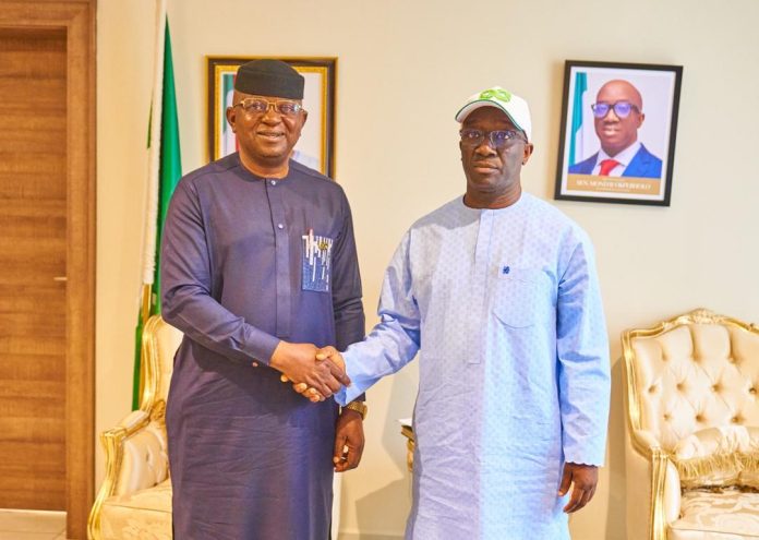 L-R: The Honourable Minister of Water Resources and Sanitation, Engr. Prof. Joseph Terlumun Utsev FNSE in a warm handshake with the Executive Governor of Edo State, Senator Monday Okpebolo, today at Government House Benin.