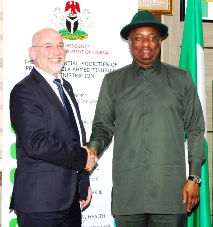 R-L: Hon. Minister of Aviation and Aerospace Development; Festus Keyamo SAN in a Handshake with Chief Commercial Officer of British Airways; Colm Lacy during Pre- British Airways 90th year Anniversary Courtesy Meeting held at the Hon. Minister's Conference, Abuja.