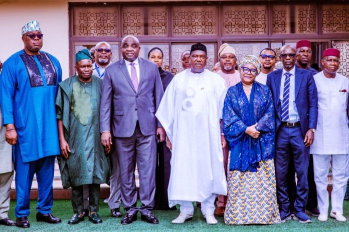 (Center) Secretary to the Government of the Federation (SGF) Sen. George Akume, fnim, CON in a group photograph with members of the Technical Committee on the proposed integrated gas, power, and high-speed rail project during the inauguration of the Committee, on Thursday, 9th April, 2026 in Abuja.