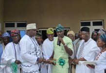 Olota of Ota, His Majesty, Prof. Adeyemi Obalanlege, Rep. of Chairman, Ado-Odo/Ota LGA and Supervisor for Works and Housing, Sdebowale Anjori and Secretary of Programme (OSSAP-SDGs), Bala Mohammed Saulawa at the commissioning of a 40-Bed PHC in Ota recently