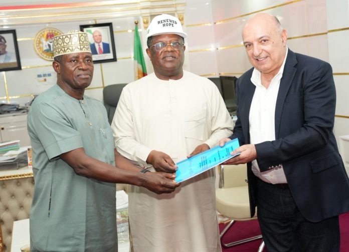 FG Signs MoU Agreements On Legacy Road Projects With Messrs HITech And INFIOUEST Under President Tinubu’s Infrastructure Renewal Agenda