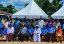 CP. Yemi Oyeniyi psc acipm mnips With Representatives of the Host Community And SEEPCO During The Peace Meeting