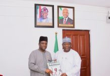 Permanent Secretary, Federal Ministry Innovation, Science and Technology (FMIST) Dr. Mukhtar Yawale Muhammad, mni (left) receiving booklets on reform policies in the Federal Civil Service from Director-General, Bureau of Public Service Reforms (BPSR) Nigeria Mr. Dasuki Ibrahim Arabi (right) during the visit.