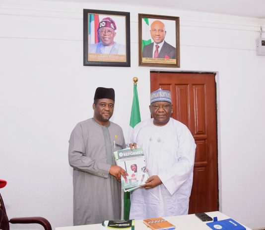 Permanent Secretary, Federal Ministry Innovation, Science and Technology (FMIST) Dr. Mukhtar Yawale Muhammad, mni (left) receiving booklets on reform policies in the Federal Civil Service from Director-General, Bureau of Public Service Reforms (BPSR) Nigeria Mr. Dasuki Ibrahim Arabi (right) during the visit.