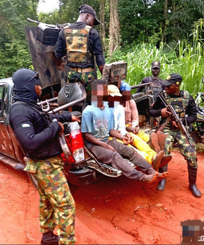 4 Brigade Nigerian Army Troops Bust Kidnappers' Hideouts, Arrest 12 Suspects in Edo State