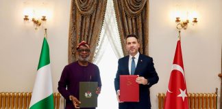 Nigeria’s Minister of Solid Minerals Development, Dr. Dele Alake and the The Minister of Energy and Natural Resources of the Republic of Türkiye, Alparslan Bayraktar during the signing of the Memorandum of Understanding to deepen cooperation in solid minerals in Istanbul, Turkey.