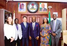 Hon. Minister of Innovation, Science and Technology, FMIST, Dr. Kingsley Tochukwu Udeh, SAN, (3rd right) Director-General, World Intellectual Property Organization (WIPO) Mr. Daren Tang (3rd left) Permanent Secretary, Federal Ministry of Innovation, Science and Technology Dr. Mukhtar Yawale Muhammad, mni (2nd left) Director, Human Resources Division, WIPO, Ms. Adelaide Barbier (left) Director, Division for Africa, WIPO, Ms. Asiedu (2nd right) and Director, WIPO, Nigeria office, WIPO, Mr. Moody Oluwatobiloba (right) during the visit.
