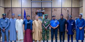 (L–R) National Public Relations Officer (NPRO), Nigeria Customs Service (NCS), Assistant Comptroller Abdullahi Aliyu Maiwada; Director-General, Federal Radio Corporation of Nigeria (FRCN), Dr. Mohammed Bulama; Director of Legal Services, Office of the National Security Adviser (ONSA), Zakari Mijinyawa; Permanent Secretary, Federal Ministry of Information and National Orientation, Dr. Binyerem Chigbonwu Ukaire; the Honourable Minister of Information and National Orientation, Mohammed Idris, fnipr; Director of Defence Intelligence, Major General Samaila Uba; Force Public Relations Officer, DCP Anthony Okon Placid, mni, mnipr; Special Adviser to the President on Media and Public Communications, Mr. Sunday Dare; Senior Special Assistant to the President on Media and Special Duties, Mr. Tunde Rahman; and Senior Special Assistant to the President on Public Engagement, Mr. Fredrick Nwabufo, shortly after a press briefing by the Honourable Minister on pressing national issues, held on June 4, 2026, in Abuja. Photo: Khalid Ahmed/FMINO.