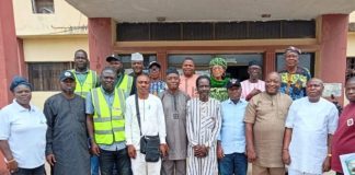 Federal Government Distributes Fertilizers To Ekiti Farmers As EKSG Pledges Transparency, Accountability