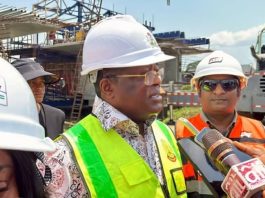 Umahi Warns Controllers of Works Over Ibadan–Ife–Ilesa Road Project, Demands Strict Adherence to Standards