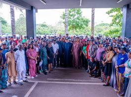 *2026 CIVIL SERVICE WEEK: FEDERAL MINISTRY OF INFORMATION HONOURS OUTSTANDING STAFF* The Honourable Minister of Information and National Orientation, Mohammed Idris, fnipr, and the Permanent Secretary of the Ministry, Dr. Binyerem Chigbonwu Ukaire, with staff of the Federal Ministry of Information and National Orientation during the celebration of staff and presentation of Certificates of Commendation to deserving personnel as part of activities marking the 2026 Civil Service Week in Abuja on June 23, 2026. Photo: Khalid Ahmed/FMINO