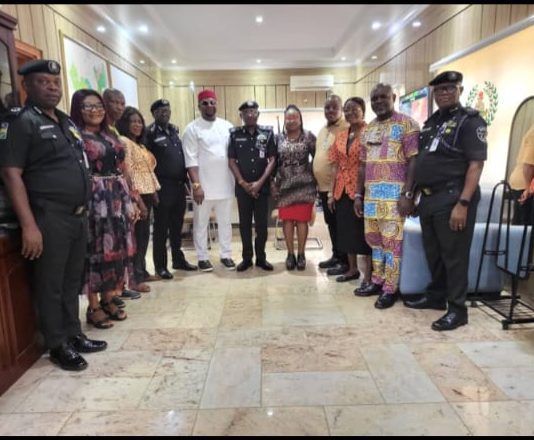 CP. Yemi Oyeniyi psc, acipm, mnips His Mgt. Team And The COHEADS Leadership Led By Its Chairman Engr. Kennedy Onyenobi In A Group Photograph During The Visit