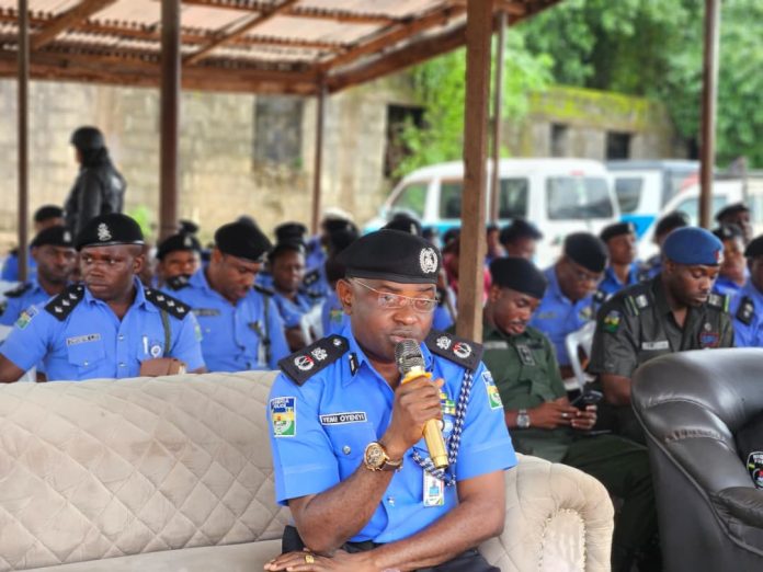 CP Yemi Oyeniyi psc acipm mnips, Addressing Stakeholders During The Visit