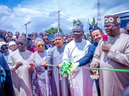 (L–R) Deputy Governor of Nasarawa State, Dr. Emmanuel Akabe; Honourable Minister of Women Affairs, Hajiya Imaan Sulaiman-Ibrahim, fsi; Honourable Minister of Information and National Orientation, Mohammed Idris, fnipr; Governor of Nasarawa State, Engr. Abdullahi A. Sule; Representative of BAUHAUS Global Investment Nigeria Ltd.; Representative of the President of the Federal Republic of Nigeria and National Chairman of the All Progressives Congress (APC), Prof. Nentawe Goshwe Yilwatda; during the commissioning of the 600-metre Underpass/Akwanga Roundabout on July 1, 2026, in Akwanga, Nasarawa State. Photo: Khalid Ahmed/FMINO