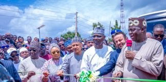 (L–R) Deputy Governor of Nasarawa State, Dr. Emmanuel Akabe; Honourable Minister of Women Affairs, Hajiya Imaan Sulaiman-Ibrahim, fsi; Honourable Minister of Information and National Orientation, Mohammed Idris, fnipr; Governor of Nasarawa State, Engr. Abdullahi A. Sule; Representative of BAUHAUS Global Investment Nigeria Ltd.; Representative of the President of the Federal Republic of Nigeria and National Chairman of the All Progressives Congress (APC), Prof. Nentawe Goshwe Yilwatda; during the commissioning of the 600-metre Underpass/Akwanga Roundabout on July 1, 2026, in Akwanga, Nasarawa State. Photo: Khalid Ahmed/FMINO