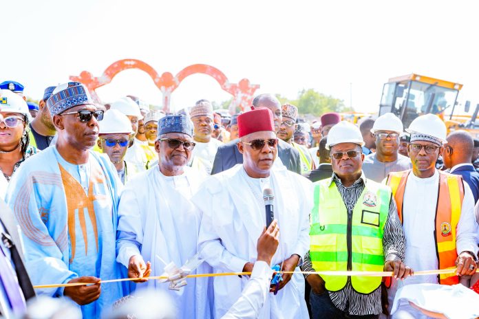 (L-R) Borno State Governor, Engr Babagana Zulum; President, Dangote Group, Alhaji Aliko Dangote; Vice President Kashim Shettima; Minister of Works, Engr Dave Umahi and Minister of State for Works, Alh Bello Goronyo during the flag-off the rehabilitation of the Bama-Banki Road and Dikwa-Gamboru-Ngala Road in Muna, Borno State on Saturday, 04-07-2026
