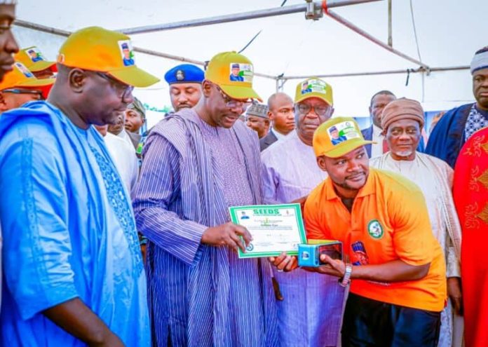 Governor Sule Flags Off SEEDS Project, Empowers 50 Youths with Solar Digital Kiosks