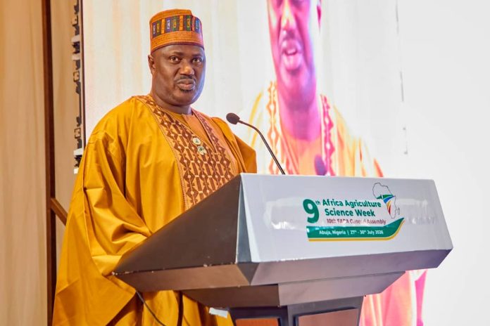 The Minister of State for Agriculture and Food Security, Sen.Dr Aliyu Sabi Abdullahi and other stakeholders during the 9th Africa Agriculture Science Week