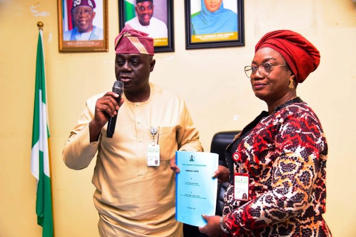 FME Bids Enitan Farewell1 FME Bids Enitan Farewell, As New Head Of Service Vows To Remain Committed To Education Sector