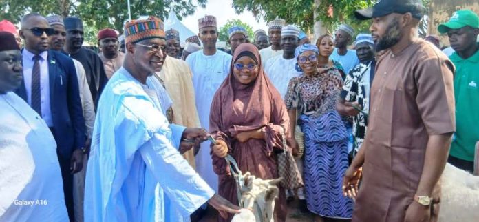 FMLD Empowers 100 Women And Youths In Adamawa With Livestock Starter Packs