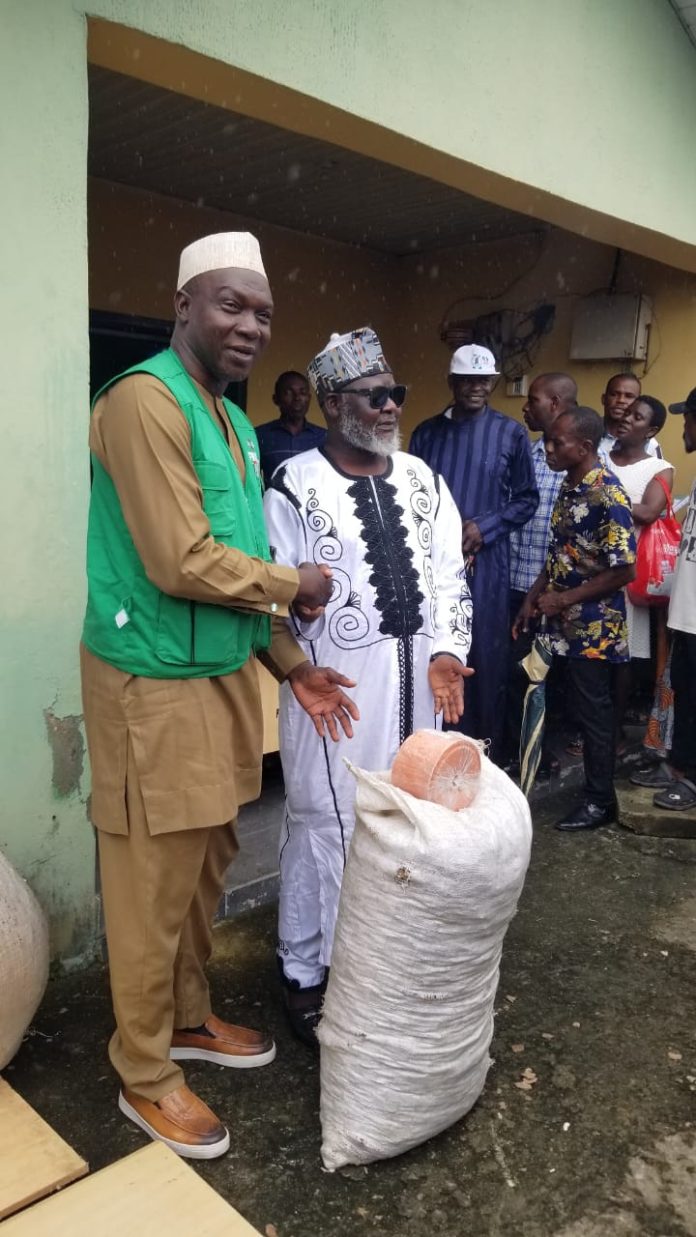 FMLD Distributes Over 1,000 Livestock Feed Inputs To Farmers In Bayelsa