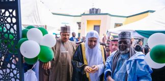 (L–R) The Honourable Minister of Information and National Orientation, Mohammed Idris, fnipr; Secretary-General of the Muslim World League and Chairman of the Organization of Islamic Scholars, Sheikh Mohammed bin Abdulkarim Al-Issa; Ambassador of the Kingdom of Saudi Arabia to Nigeria, H.E. Yousef bin Mohammed Al-Balawi; and National Chairman of the Jama'atu Izalatil Bid'ah Wa'iqamatis Sunnah (JIBWIS), Sheikh Abdullah Bala Lau, cut the ribbon to formally inaugurate the Muslim World League Mosque in Abuja on August 10, 2026, following the reception held in honour of the Secretary-General of the Muslim World League. Photo: Khalid Ahmed/FMINO.