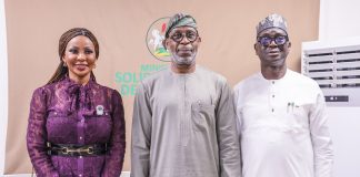 Minister of Solid Minerals Development, Dele Alake (middle), with the Managing Director/CEO of the South-South Development Commission, Ms. Usoro Akpabio (left), and the Director of Commercial and Environmental Development, Joseph Ugheoke, during a courtesy visit to the Ministry in Abuja on August 31, 2026, to discuss strategic collaboration on unlocking the South-South’s mineral wealth, sustainable mining, investment and environmental innovation. 