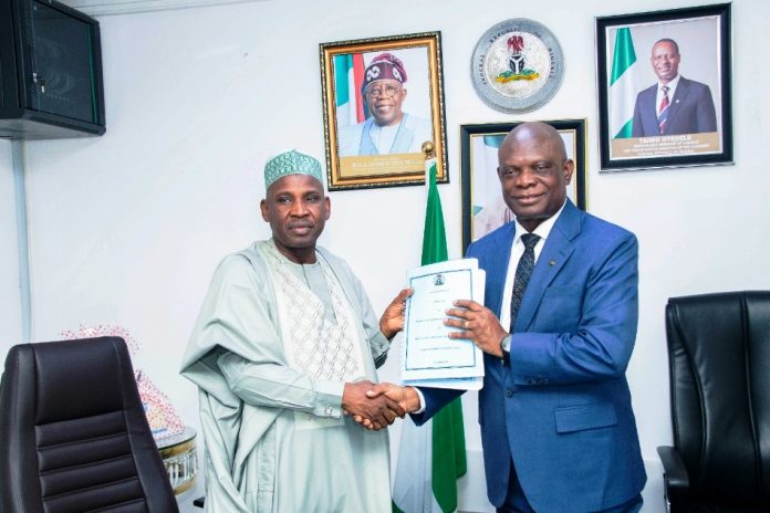 L-R: Ag. Permanent Secretary, Finance, Mohammed Sanusi Danjuma, and former Permanent Secretary, Finance, Raymond Omachi.