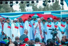 *NORTH CENTRAL GRASSROOTS MOBILISATION NETWORK MEGA RALLY FOR TINUBU–SHETTIMA 2027* The Honourable Minister of Information and National Orientation, Mohammed Idris, fnipr, joined the First Lady of the Federal Republic of Nigeria, Senator Oluremi Tinubu, CON; Governor of Nasarawa State, Engr. Abdullahi A. Sule; Governor of Imo State, Senator Hope Uzodimma; Deputy Governor of Kogi State, His Excellency Comrade Salifu Joel Oyibo; Governor of Plateau State, His Excellency Barr. Caleb Manasseh Mutfwang; the Secretary to the Government of the Federation, Senator George Akume, CON; APC National Chairman, Prof. Nentawe Yilwatda; and other dignitaries at the North Central Grassroots Mobilisation Network Mega Rally in support of President Bola Ahmed Tinubu and Vice President Kashim Shettima ahead of the 2027 general elections, on October 10, 2026, in Lafia, Nasarawa State. Photo: Khalid Ahmed/FMINO.