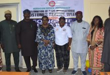R – L, SERVICOM Head of Operations, Mrs. Ngozi Akinbodewa (4th) and the Ag. National Coordinator/CEO of the SERVICOM Office, Mrs. Helen Lawal (5th) in a group photograph with management staff of SERVICOM Office, Presidency during the celebration of the 2026 Customer Service Week on 12th October, 2026 in Abuja.
