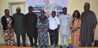 R – L, SERVICOM Head of Operations, Mrs. Ngozi Akinbodewa (4th) and the Ag. National Coordinator/CEO of the SERVICOM Office, Mrs. Helen Lawal (5th) in a group photograph with management staff of SERVICOM Office, Presidency during the celebration of the 2026 Customer Service Week on 12th October, 2026 in Abuja.