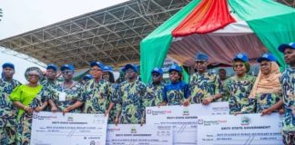 Teacher's Day: Oyebanji Rewards Best Teachers In Ekiti With N70.5m Cash Prizes