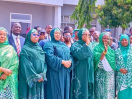 Hajiya Hafsat Uba Sani Joins Vice President’s Wife For RHI Food Outreach Flag-off In Katsina