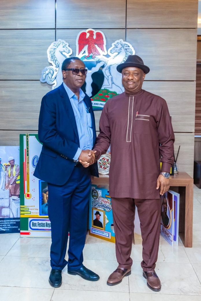 R-L: The Honourable Minister of Aviation and Aerospace Development, Festus Keyamo, SAN in a handshake with chairman of The Bi-Courtney Group of companies; Olawale Babalakin OFR SAN, at the signing of the final concession agreement between the Federal Government and Bi-Courtney Aviation Services Limited, operators of the MMA2 at the Hon. Minister's office, Abuja.