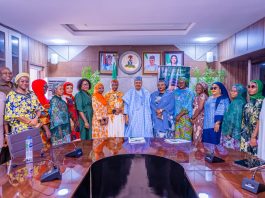 *COURTESY VISIT BY WOMEN OF INFLUENCE FOR TINUBU 2027* The Honourable Minister of Information and National Orientation, Mohammed Idris, fnipr, in a group photograph with the National Convener of Women of Influence for Tinubu 2027, Hauwa Farouk Ibrahim; Special Assistant on Administration to the Honourable Minister, Sunday Baba; Director of the Public Relations and Protocol Department (PRPD), Dr. Suleiman Haruna; Head of Protocol to the Honourable Minister, Oghenekevwe Uchendu; Chief Protocol Officer to the Honourable Minister, Sampson Ikemitang; and other members of the women’s political support group, following a courtesy visit on October 21, 2026, in Abuja. Photo: Khalid Ahmed/FMINO.