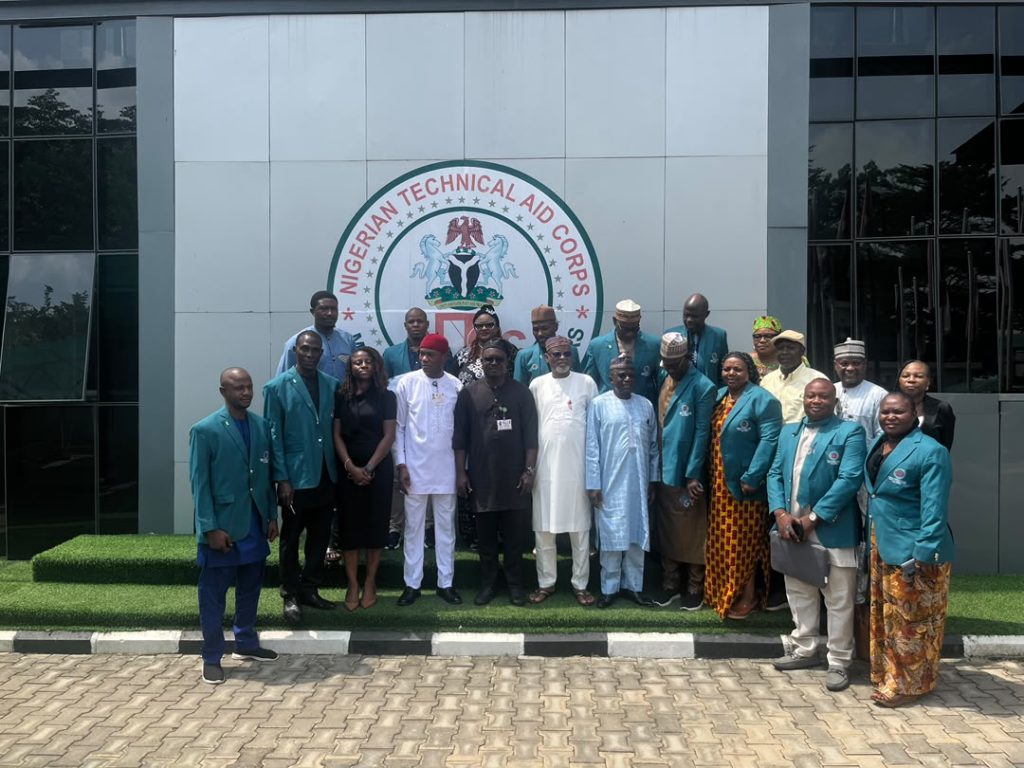 THE REPRESENTATIVE OF THE DG/CEO (NTAC) RT. HON. YUSUF BUBA YAKUB, MR. HAKEEM FALUSI OLADAPO
(AD 1 PROGRAMS), RESOURCE PERSONS AND MANAGEMENT STAFF NTAC WITH THE TEN (10) VOLUNTEERS RETURNING FROM RWANDA.
26th October, 2026